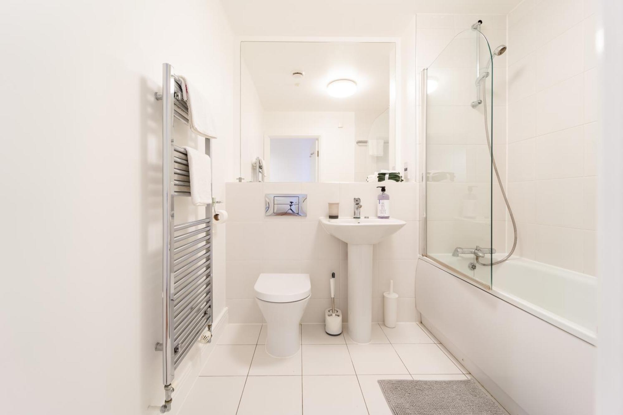 Appartamento Chic Near Tower Hill With A Gym Londra